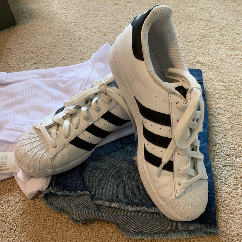Adidas super star